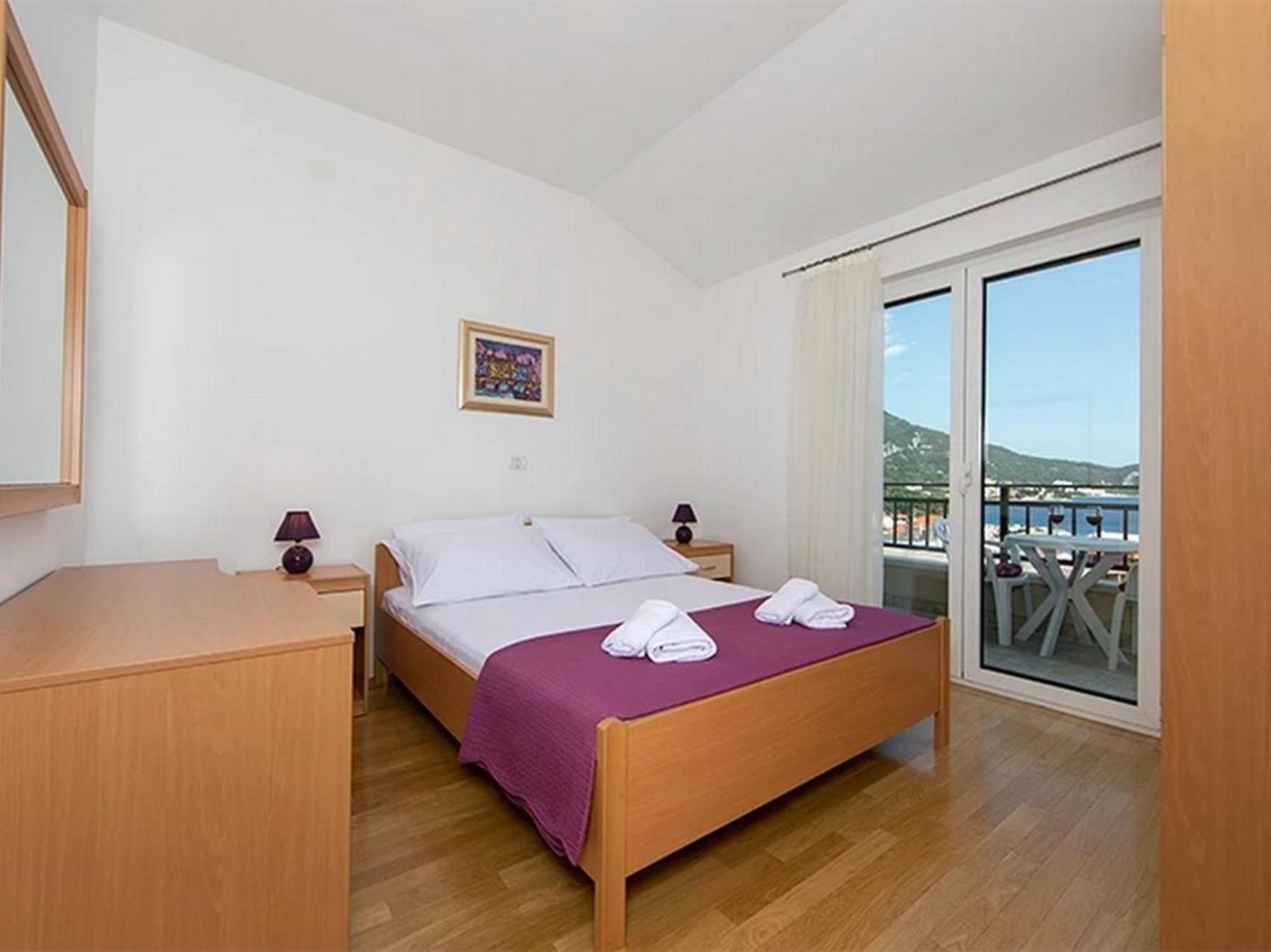 Apartments By The Sea Igrane, Makarska - 17292 Exterior foto